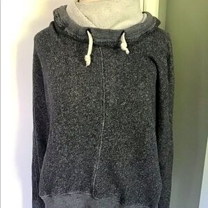 ⛄️ TNA hooded soft, cozy loose cowl-neck sweatshirt